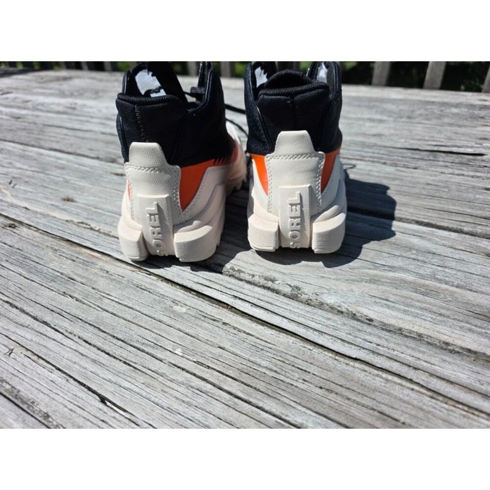 Sorel Kinetic Chunky Sneakers Black White Zip Front Sz 8 EU 39 Trail Style - Picture 7 of 11